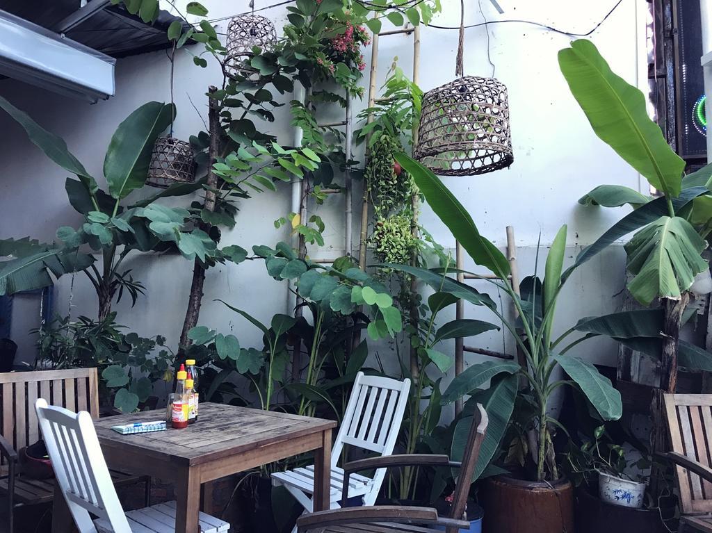 Vivid Seaside Homestay Nha Trang Esterno foto