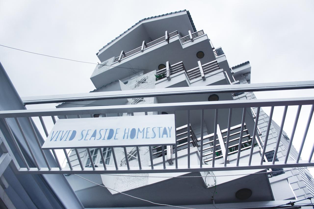 Vivid Seaside Homestay Nha Trang Esterno foto