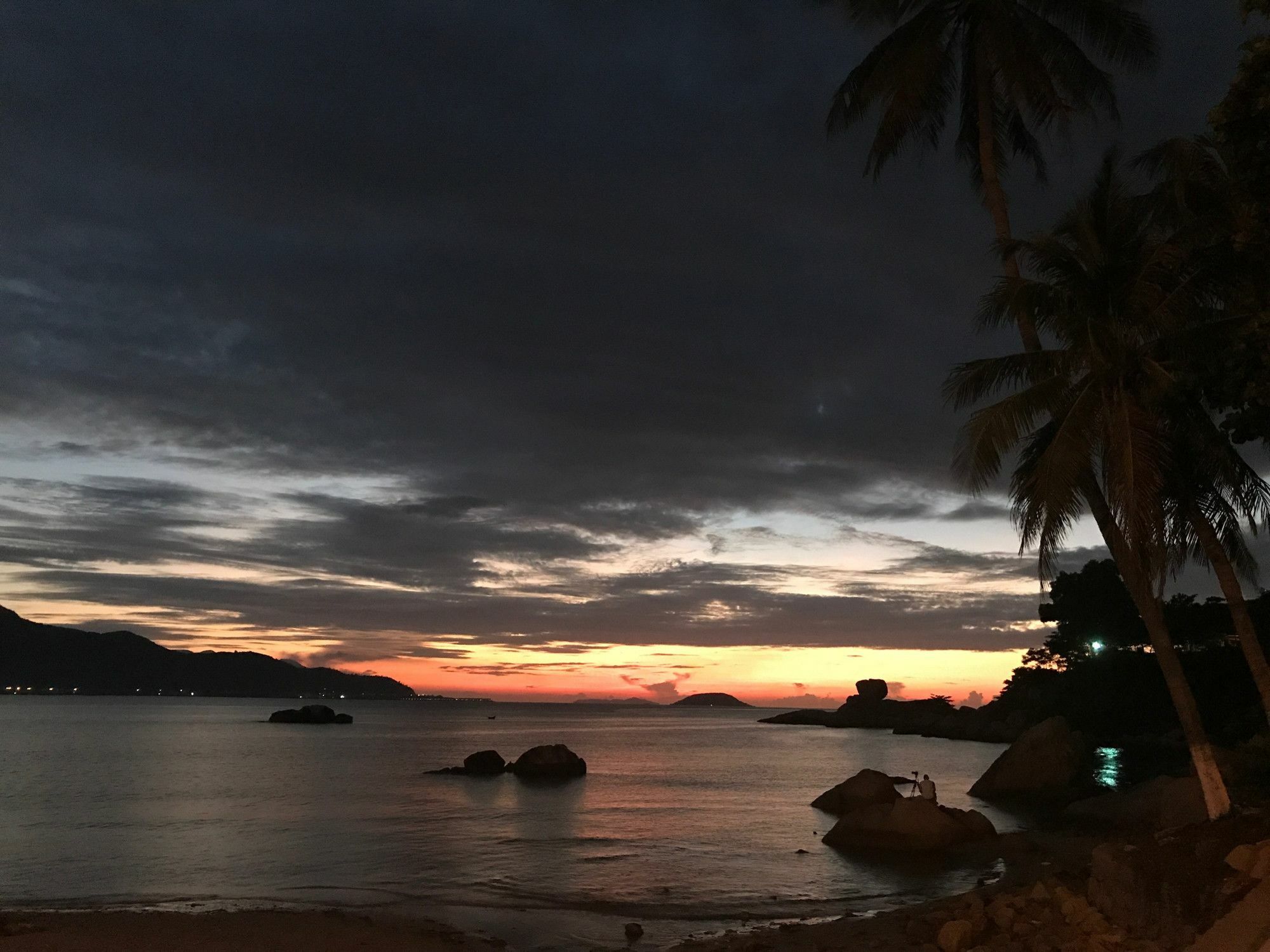 Vivid Seaside Homestay Nha Trang Esterno foto
